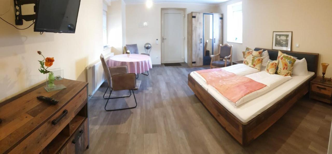 Hotel Igelstadt Furstenberg  Luaran gambar